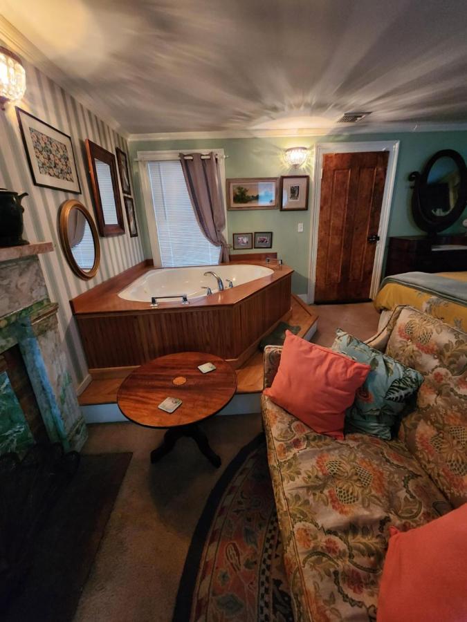 House Of 1833 Bed And Breakfast ミスティック エクステリア 写真